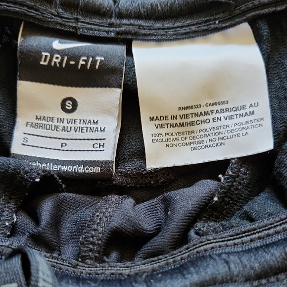 NIKE Black & White Athletic Joggers & VICTORIA SECRET SPORT Black Capri Leggings - Picture 2 of 16